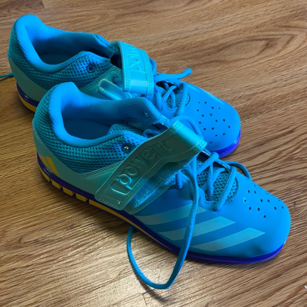 ADIDAS powerlift shoe
